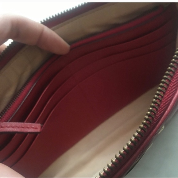 Gucci Marmont Mini Chain Bag - Picture 2 of 6